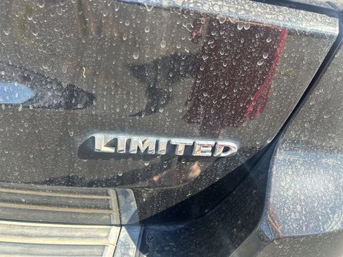 Used 2015 Jeep Grand Cherokee Limited w/ Luxury Group II AWD/4WD image 14