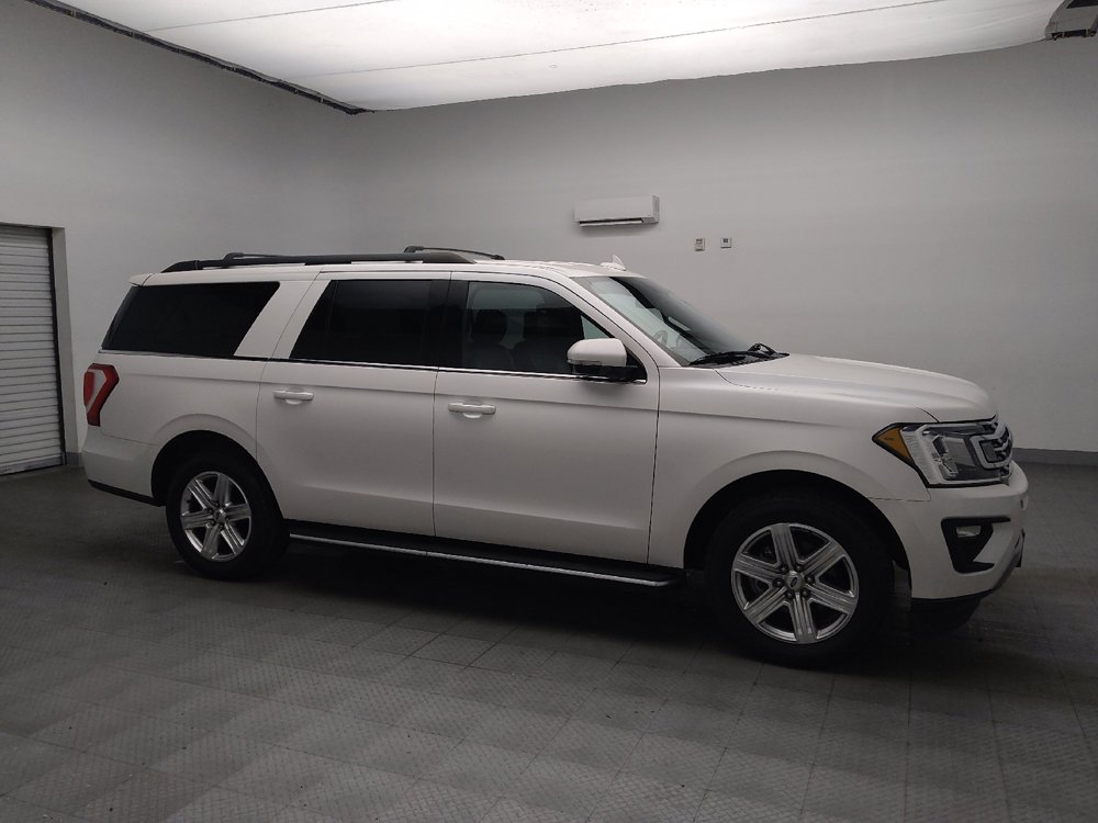 Used 2018 Ford Expedition Max XLT w/ Equipment Group 202A RWD image 11
