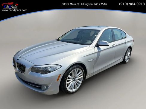 Used 2011 BMW 550i Sedan image 1