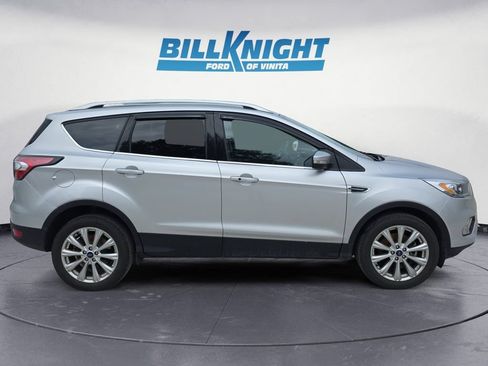 Used 2017 Ford Escape Titanium AWD/4WD image 6