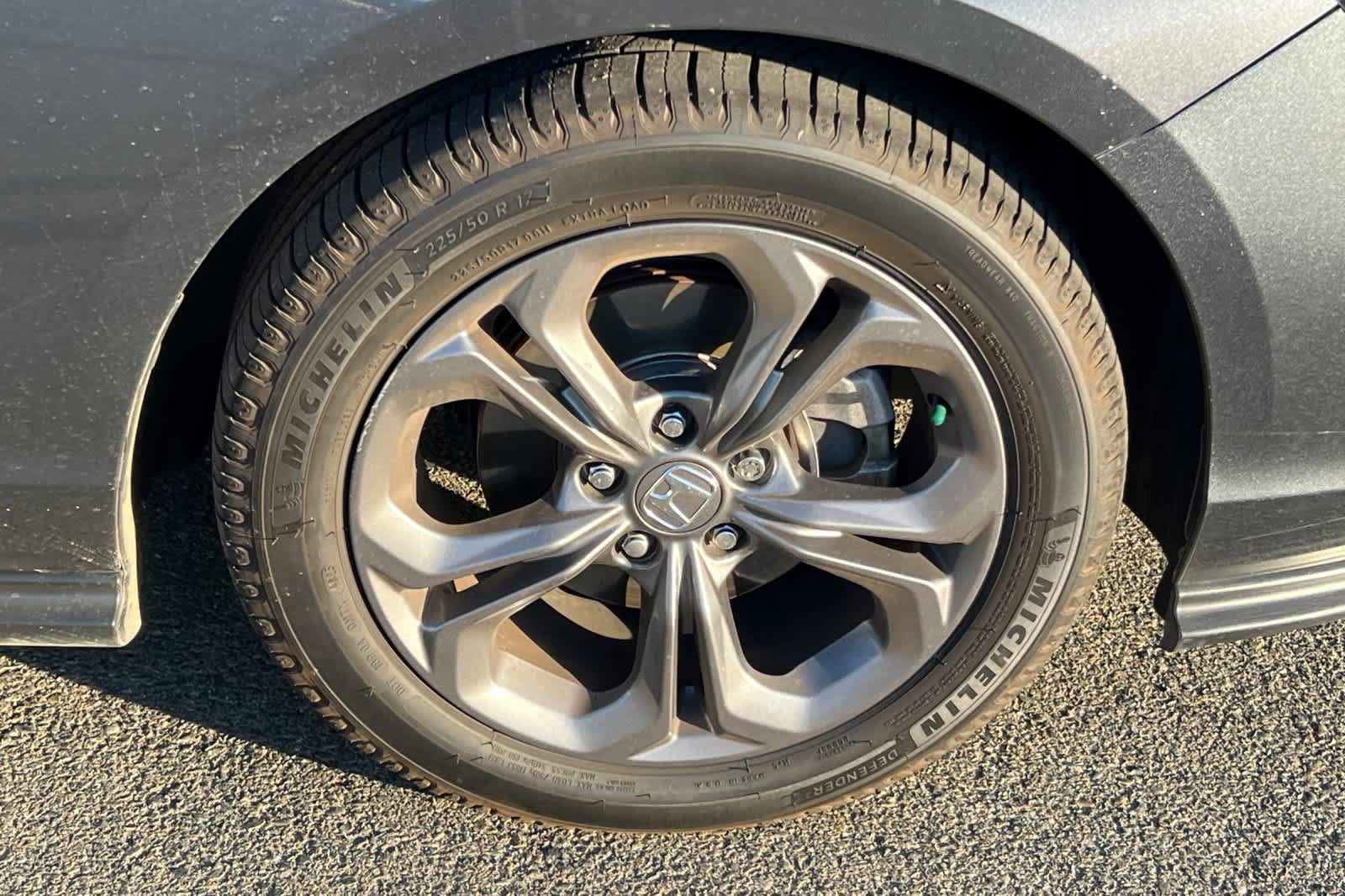Used 2023 Honda Accord EX image 18