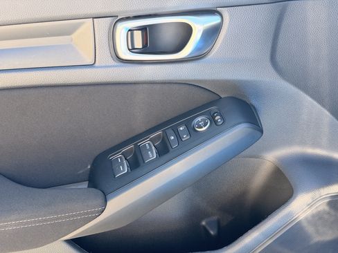 Used 2024 Honda Civic Sport image 11