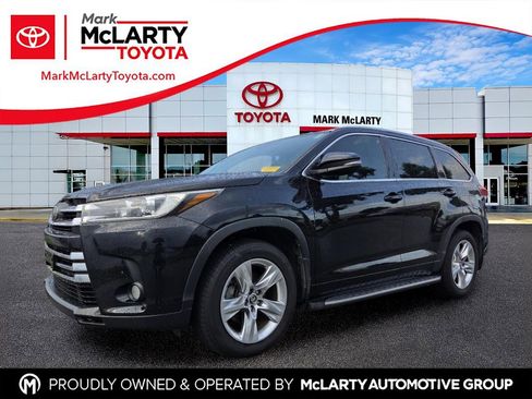 Used 2017 Toyota Highlander Limited FWD image 1