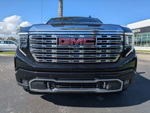 Used 2024 GMC Sierra 1500 Denali image 9