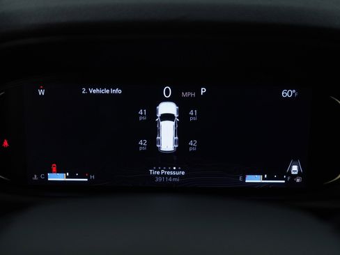 Used 2023 Jeep Wagoneer L Series II w/ Premium Group I image 20