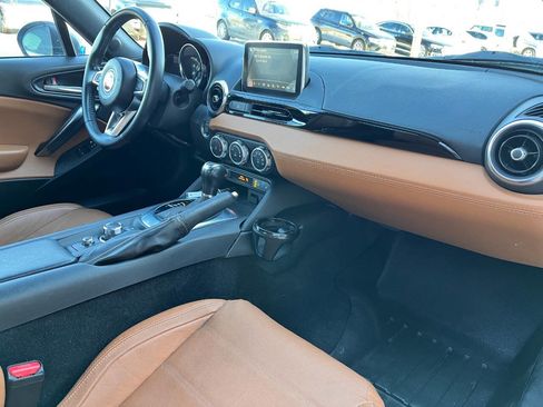 Used 2017 FIAT 124 Spider Lusso image 17