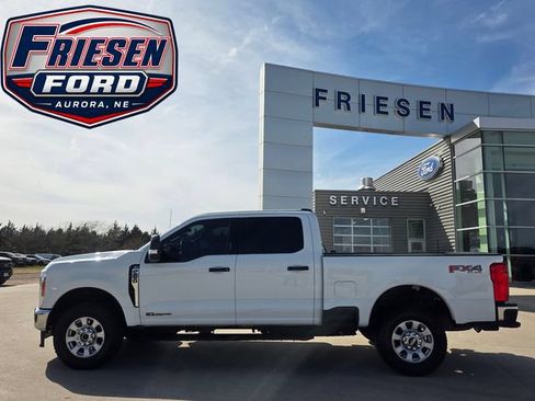 Used 2024 Ford F250 XLT w/ FX4 Off-Road Package AWD/4WD image 4