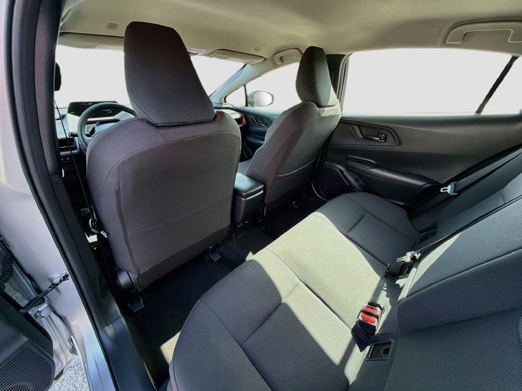 Used 2024 Toyota Prius Prime FWD image 24