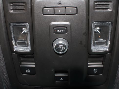 Used 2023 Chevrolet Tahoe LT AWD/4WD image 12