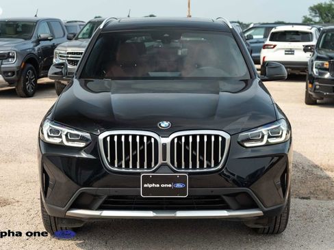 Used 2023 BMW X3 xDrive30i w/ Convenience Package AWD/4WD image 2