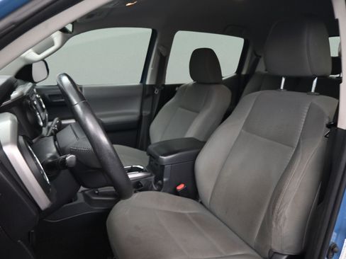 Used 2019 Toyota Tacoma SR5 image 33