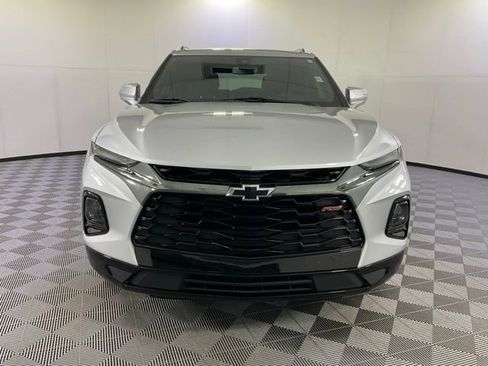 Used 2022 Chevrolet Blazer RS w/ Enhanced Convenience Package image 2