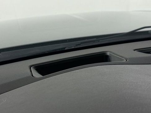 Used 2020 Cadillac Escalade Luxury image 30