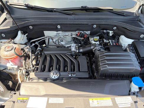 Used 2022 Volkswagen Atlas SEL Premium AWD/4WD image 22