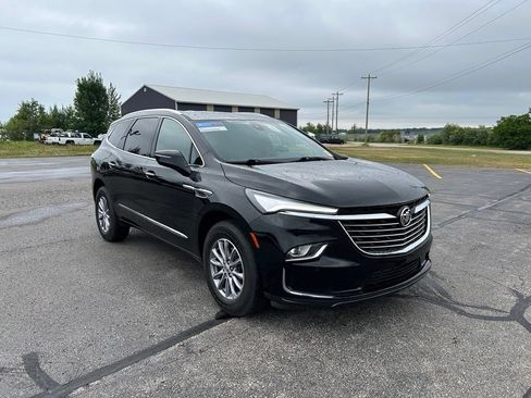 Used 2023 Buick Enclave Essence AWD/4WD image 7