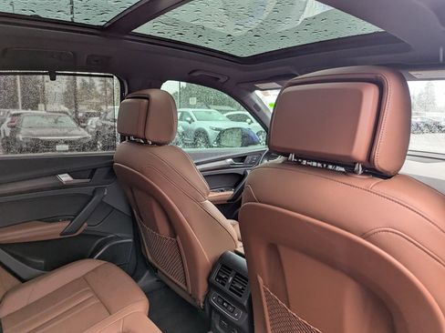 Used 2022 Audi Q5 e Prestige w/ Prestige Package image 39