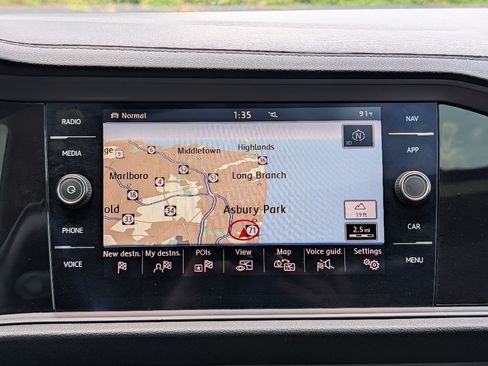 Used 2019 Volkswagen Jetta SEL Premium FWD image 25
