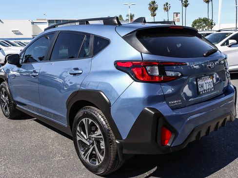 Used 2024 Subaru Crosstrek 2.0i Premium image 8