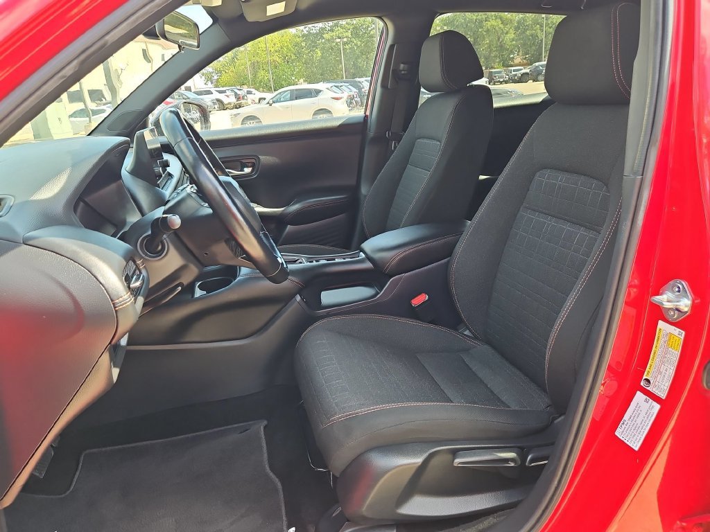 Used 2025 Honda HR-V Sport image 22