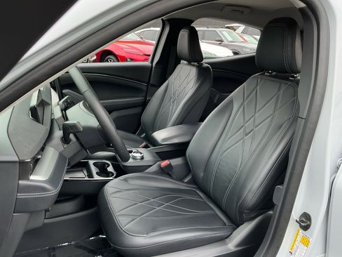 Used 2023 Ford Mustang Mach-E Select RWD image 18