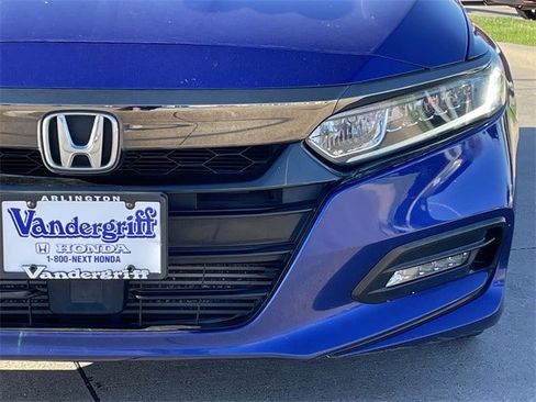 Used 2019 Honda Accord Sport image 8