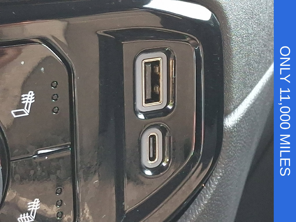 Used 2025 Chevrolet Silverado 1500 LT Trail Boss w/ LPO, Dark Essentials Package AWD/4WD image 24