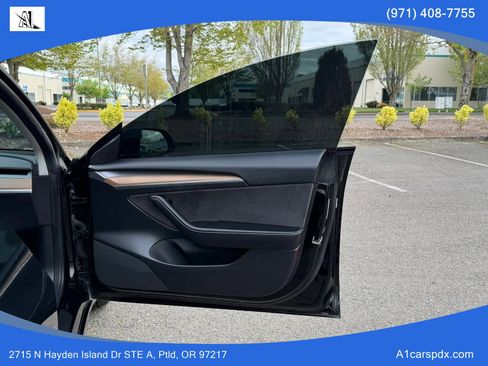 Used 2022 Tesla Model 3 Long Range AWD/4WD image 17