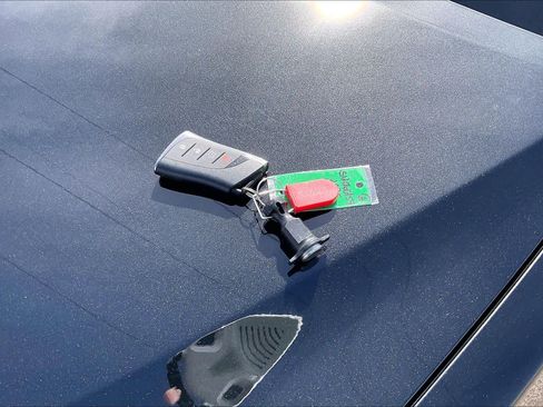 Used 2025 Lexus ES 300h w/ Premium Package image 13