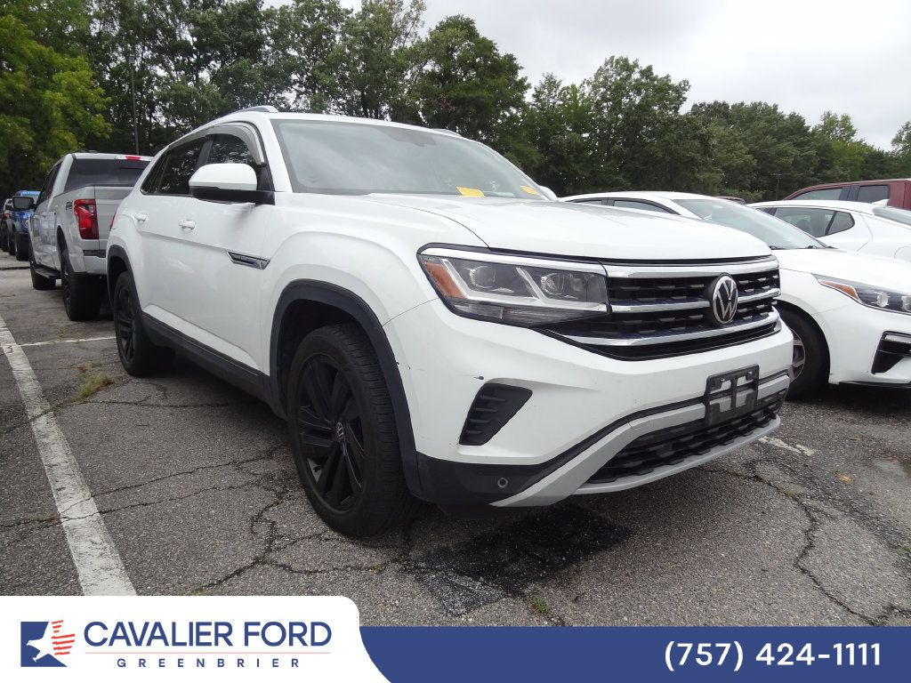 Used 2022 Volkswagen Atlas Cross Sport SE AWD/4WD image 1