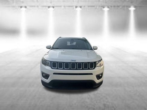 Certified 2018 Jeep Compass Latitude w/ Popular Equipment Group FWD image 2