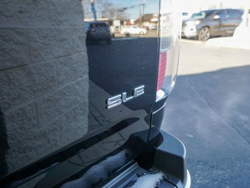 Used 2020 GMC Canyon SLE w/ Elevation Edition image 10