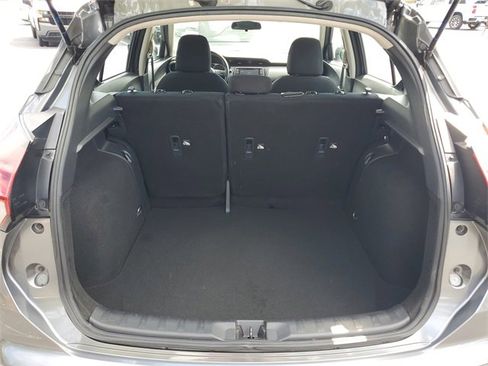 Used 2024 Nissan Kicks S image 7