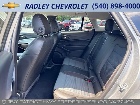 Certified 2026 Chevrolet Trax LT FWD image 12