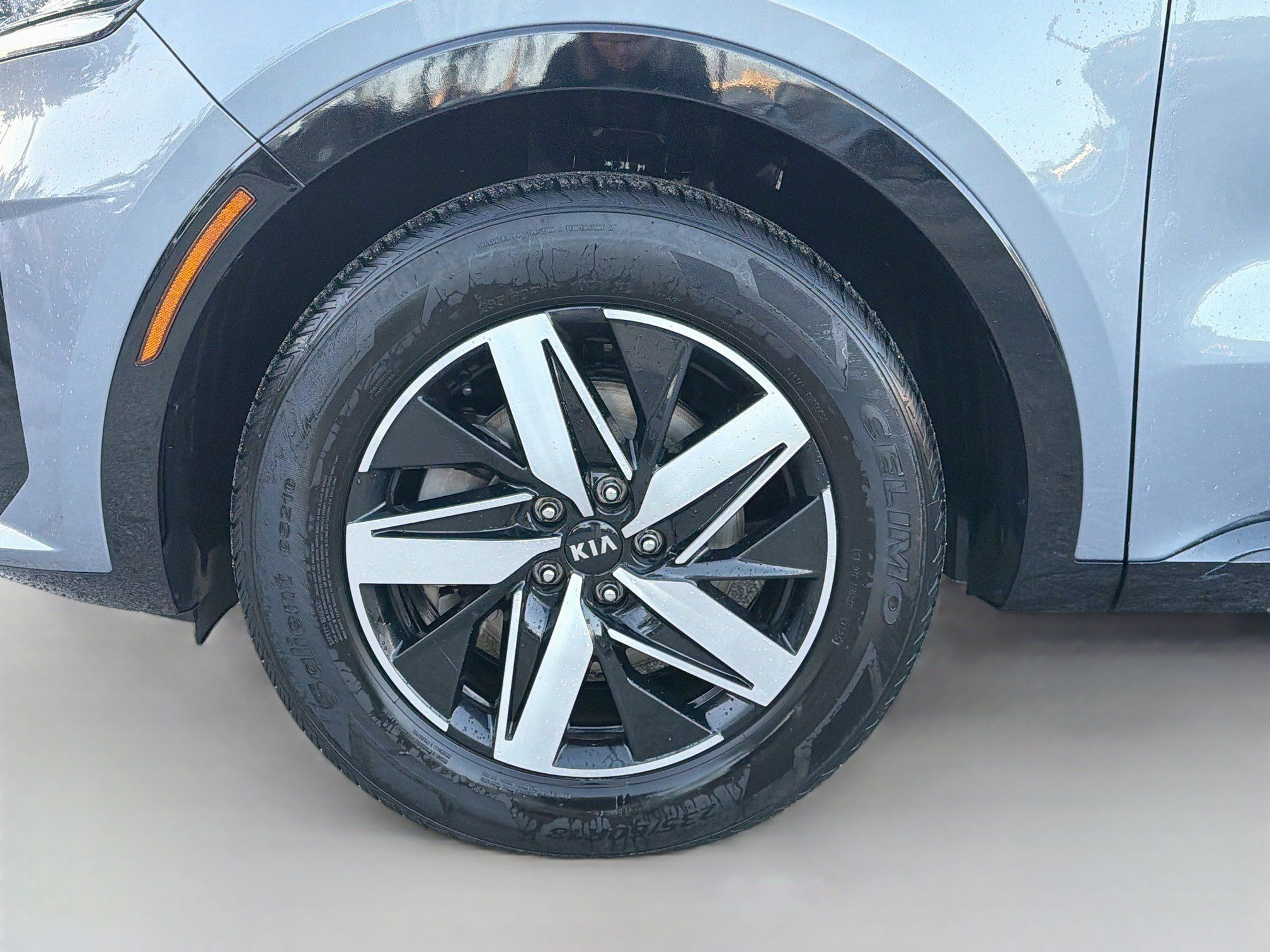 Used 2021 Kia Sorento S w/ Panoramic Sunroof Package FWD image 42