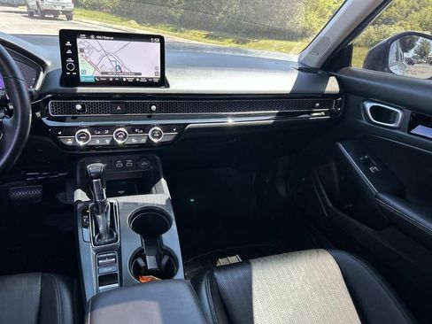 Used 2024 Honda Civic Touring image 18