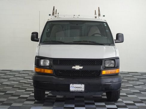 Used 2014 Chevrolet Express 3500 Extended RWD image 9