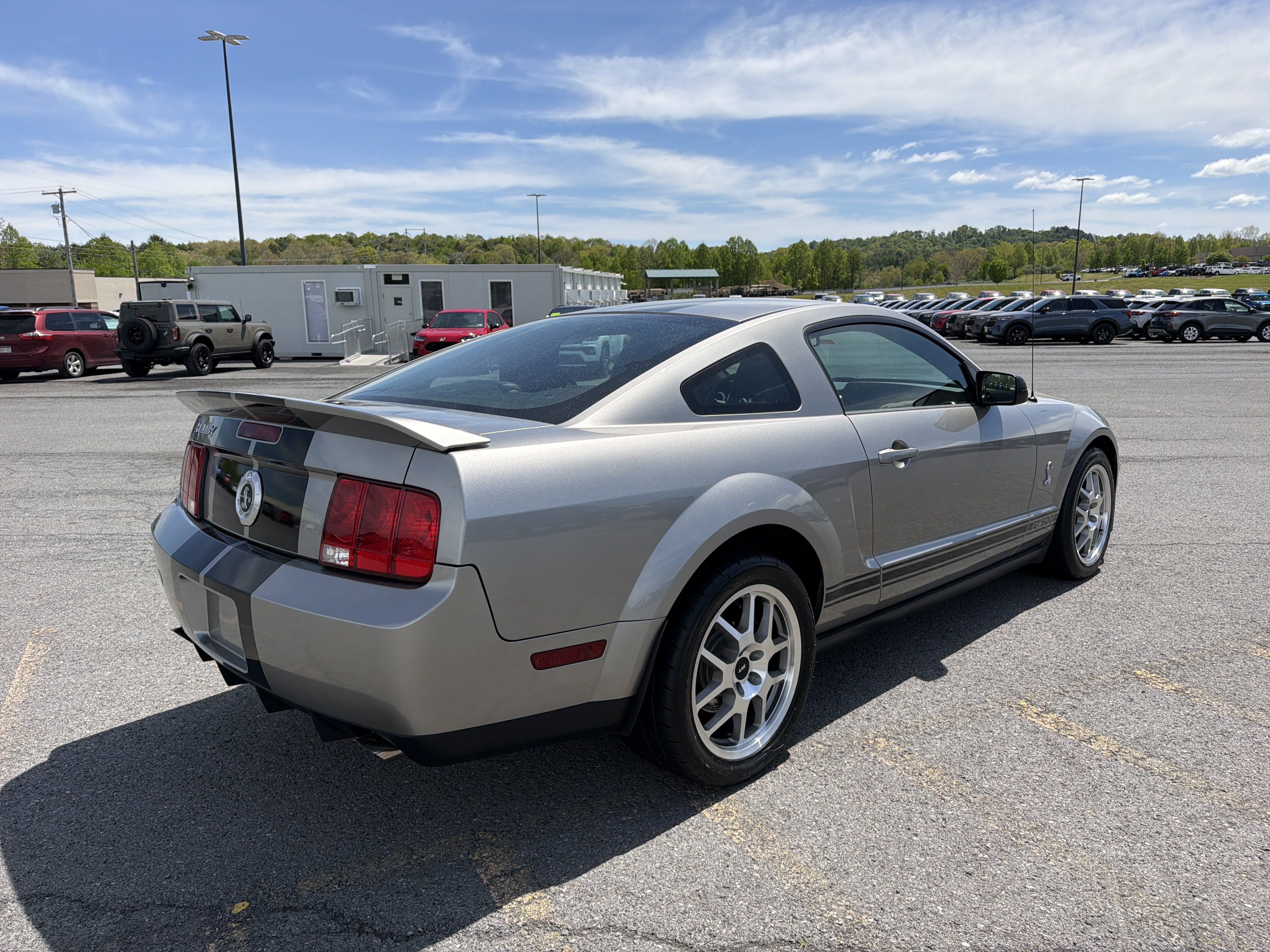 Used 2008 Ford Mustang Shelby GT500 RWD image 4