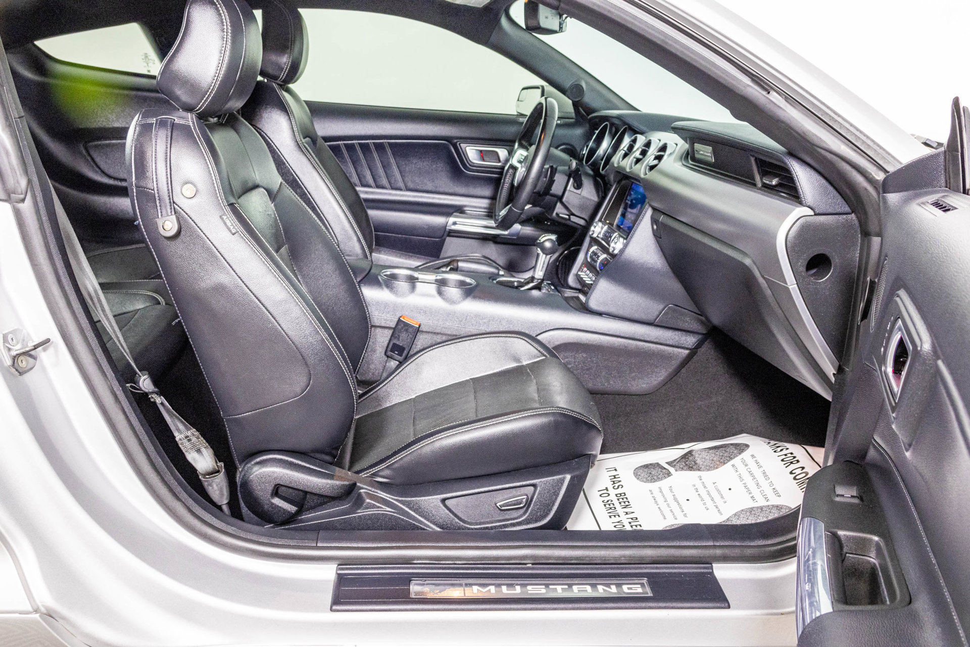 Used 2019 Ford Mustang GT Premium RWD image 41