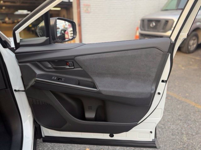 Used 2026 Toyota C-HR AWD/4WD image 30
