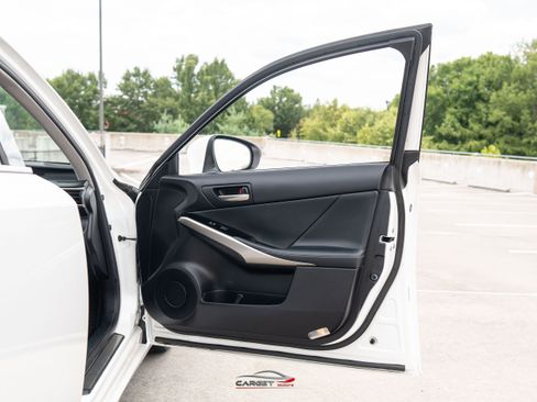 Used 2018 Lexus IS 300 AWD w/ Comfort Package image 45