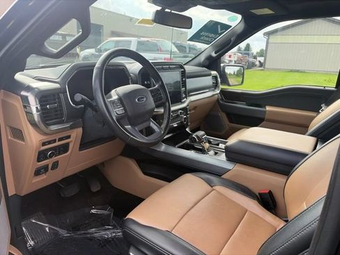 Used 2023 Ford F150 Lariat w/ Equipment Group 502A High AWD/4WD image 5