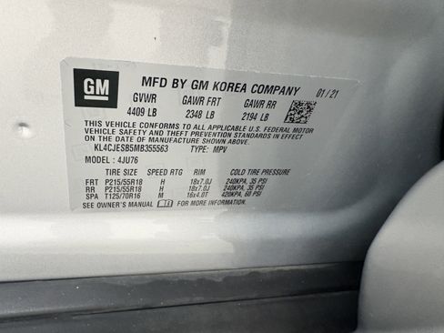 Used 2021 Buick Encore Preferred image 31