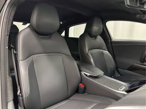 Used 2023 Lucid Air Pure image 18