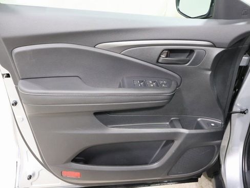 New 2026 Honda Ridgeline Sport image 11