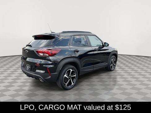 Certified 2023 Chevrolet TrailBlazer RS w/ Sun and Liftgate Package AWD/4WD image 12