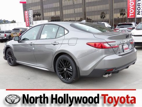 New 2026 Toyota Camry SE image 3