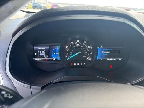 Used 2022 Ford Edge Titanium w/ Equipment Group 301A AWD/4WD image 31