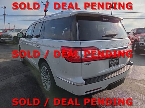 Used 2019 Lincoln Navigator Reserve w/ Cargo Package image 4