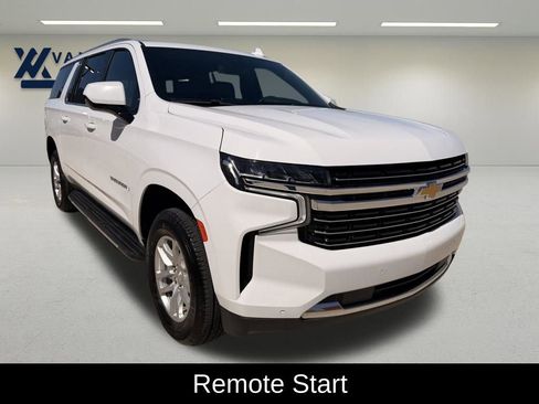 Used 2024 Chevrolet Suburban LT RWD image 7
