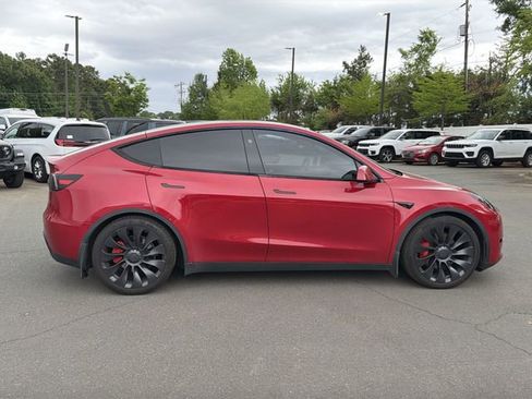 Used 2023 Tesla Model Y Performance AWD/4WD image 6